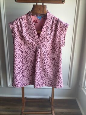 Draper James Pink Floral Split Neck Cap Sleeve Blouse Size M